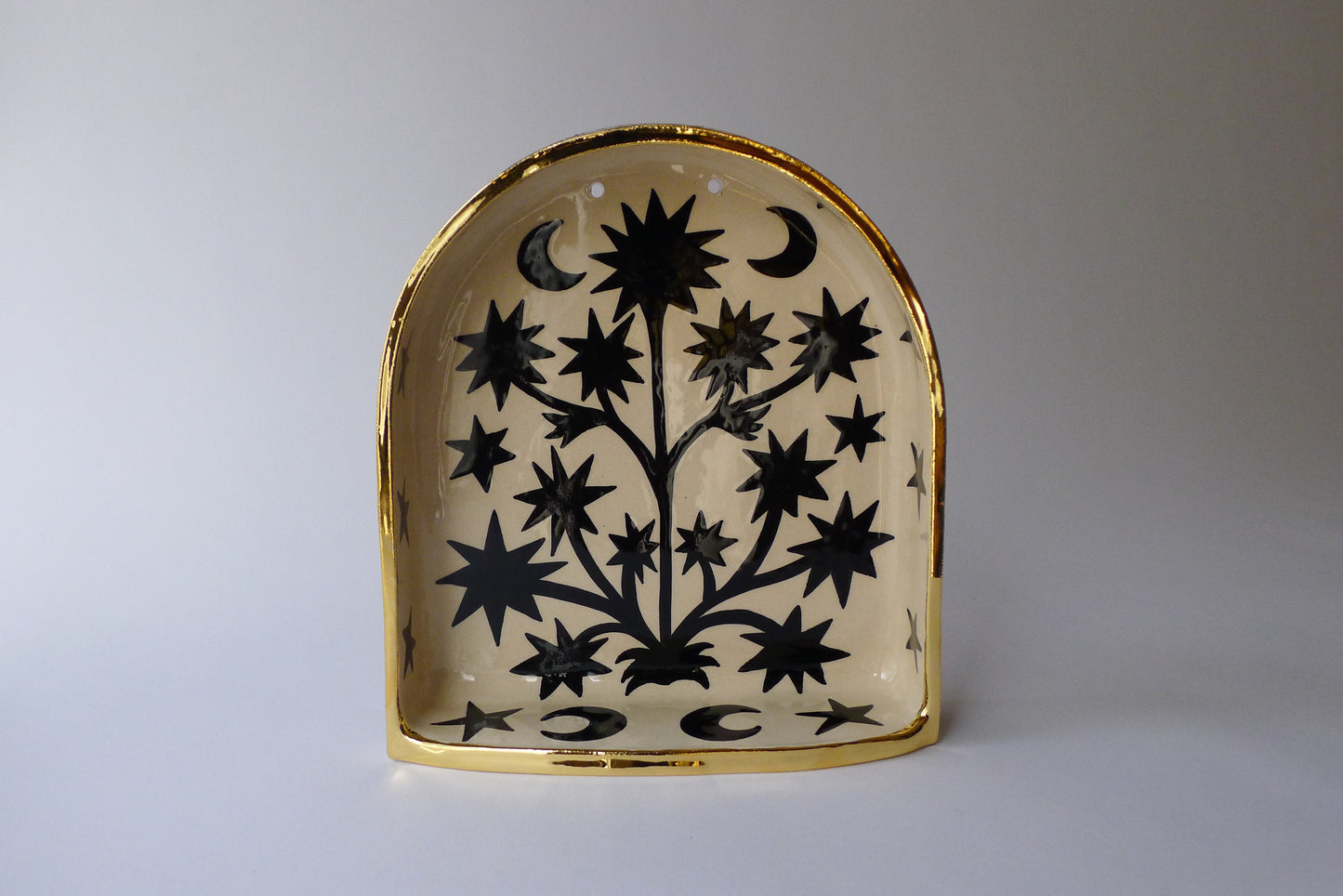 Magic plant ceramic altar