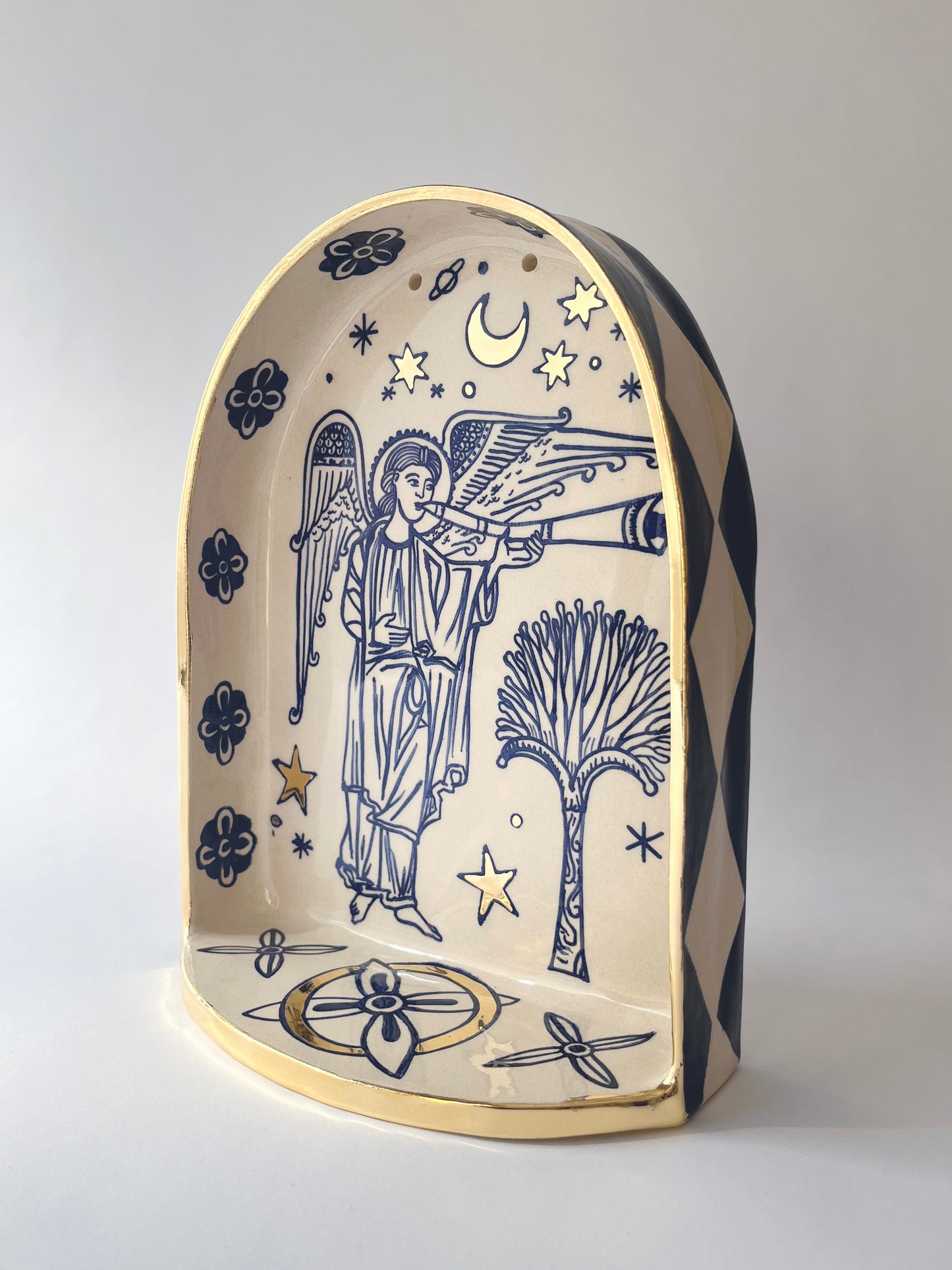 Angel's call ceramic altar