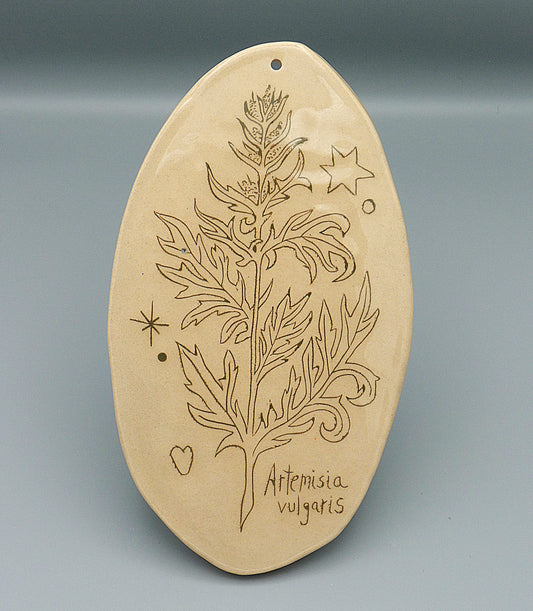 Artemisa vulgaris charm