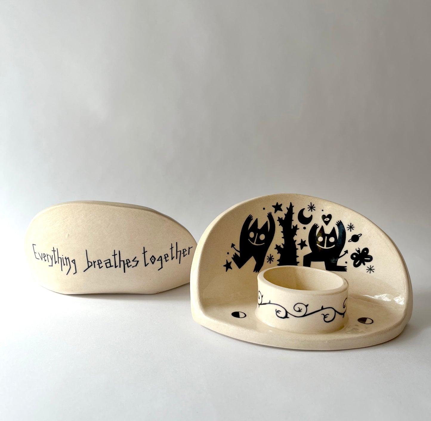 Daemon's candle holder